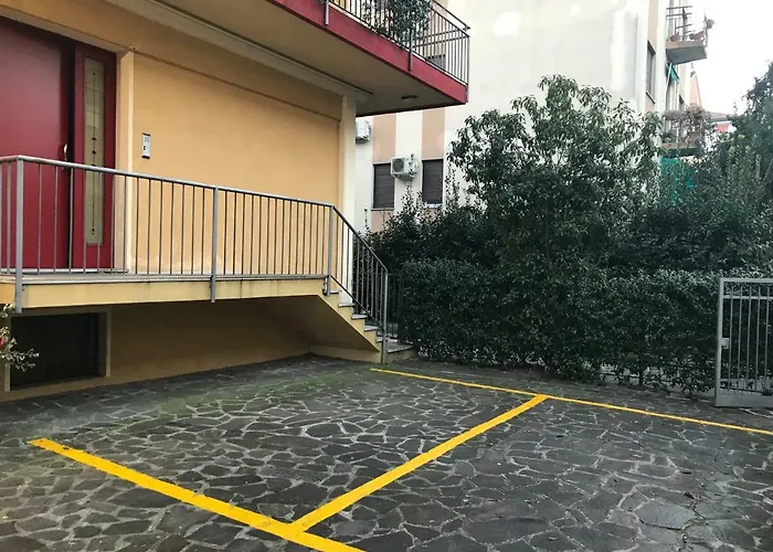 Da Lenny: A Due Passi Dal Centro Storico